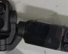 Un primer plano del rumoreado DJI Osmo Pocket 4. (Fuente de la imagen: vía Igor Bogdanov)