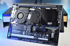 Los componentes internos del Lenovo ThinkBook 14 G9 IPL.