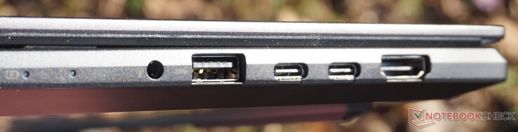 A la derecha: Toma de audio combo, USB 3.0 (5 Gbit/s), 2x USB-C (10 Gbit/s, DisplayPort, Power Delivery), HDMI 2.1