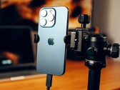 La cámara teleobjetivo periscópica del iPhone 15 Pro Max cuesta Apple bastante más. (Imagen: Yianni Mathioudakis)