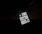 Realme se ha burlado de un nuevo smartwatch cuadrado (imagen) en Weibo. (Fuente de la imagen: Weibo)