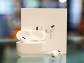 El próximo AirPods Pro puede que no llegue hasta el cuarto trimestre de 2021. (Fuente de la imagen: Zana Latif)