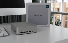 Geekom A9 Max con AMD Ryzen AI 9 HX 370 y 32 GB de RAM DDR5. (Fuente de la imagen: Notebookcheck)