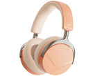 Los auriculares Beyerdynamic Aventho Y con cancelación activa de ruido están disponibles en cuatro colores llamativos, entre los que se incluye el Peach Blush.