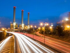 La A10 francesa es la primera autopista del mundo en la que los coches eléctricos pueden cargarse en movimiento. (Fuente de la imagen: cozmicphotos/Pixabay)