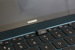 Es hora de que Huawei abandone la vergonzosa webcam con teclado de sus portátiles MateBook y MagicBook