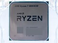 Los juegos de PC se benefician definitivamente de la tecnología 3D V-Cache de AMD. (Fuente de la imagen: XanxoGaming)