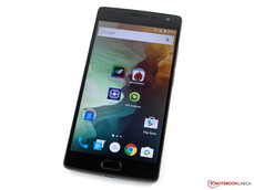 ... y el OnePlus 2...
