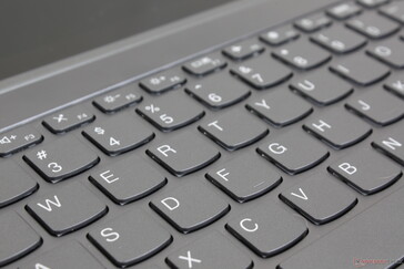 Las teclas no son tan profundas o firmes como en un teclado adecuado de la serie ThinkPad T