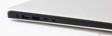 Izquierda: adaptador de CA, USB 3.1 Gen 1, HDMI 2.0, Thunderbolt 3, salida de audio combinada de 3,5 mm