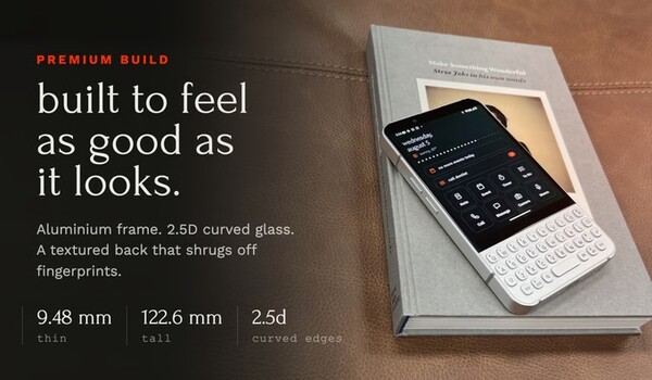 El Minimal Phone 2 es más pequeño que su predecesor, pero cuenta con mejores prestaciones.
