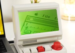 La estación de acoplamiento Wokyis también añade una pantalla al Apple Mac mini.