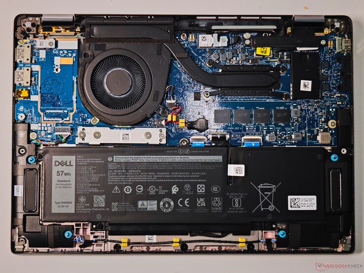 Dell Latitude 7450 2 en 1 de 14 pulgadas, a modo de comparación