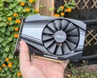 Tarjeta gráfica ASUS GTX 1650 Super utilizada en las pruebas de referencia de Battlefield 6 (Fuente de la imagen: RandomGaminginHD vía YouTube))