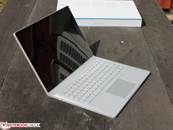 Surface Book con Performance Base