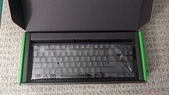 Embalaje interior del Razer Huntsman V3 Pro TKL 8KHz