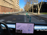 YouTuber capta en vídeo la primera prueba de accidente de un coche Tesla autodirigido en el momento en que se produce