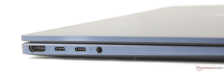Izquierda: HDMI 2.1, 2 puertos USB-C Thunderbolt 4 con DisplayPort 2.1 + Power Delivery 3.0, conector de 3,5 mm para auriculares