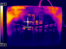 Temperaturas de la superficie de la carcasa inferior bajo carga (Optris PI 640)