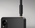 Algunos compradores de smartphones eligen un teléfono Xperia por la calidad de audio que ofrece a través de la toma de auriculares de 3,5 mm. (Fuente de la imagen: Sony)