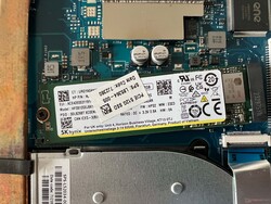 Una unidad SSD M.2 2280 intercambiable