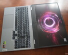 La elección entre el LOQ 15 y Legion 5 15 depende del presupuesto y las exigencias (Fuente de la imagen: Notebookcheck)