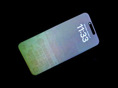 Un ejemplo de un iPhone 15 Pro Max con OLED quemado. (Fuente de la imagen: Surfphysics - Crédito de la imagen)