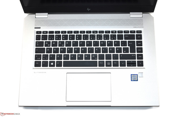 Área de teclado del HP EliteBook 1050 G1
