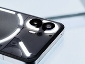 Se rumorea que el Nothing Phone (3) se deshará de la interfaz Glyph característica de la empresa. En la imagen - Nothing Phone (2) (Fuente de la imagen: Nothing)