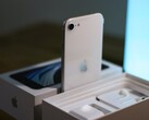 Apple podría pasar a lanzar el iPhone SE anualmente a partir del próximo año. (Fuente de la imagen: AB)