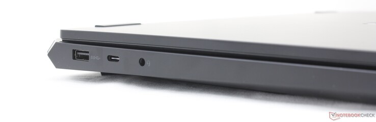 Izquierda: USB-A (5 Gbps), USB-C con DisplayPort 1.4 + Power Delivery (10 Gbps), auriculares de 3,5 mm