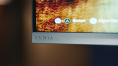 La serie Evnia de Philips comenzará con cuatro monitores para juegos, que van desde los 459,99 euros hasta los 1.599,99 euros. (Fuente de la imagen: Philips)