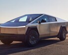Una camioneta Tesla Cybertruck (Fuente de la imagen: Greg Pajo/Car and Driver)