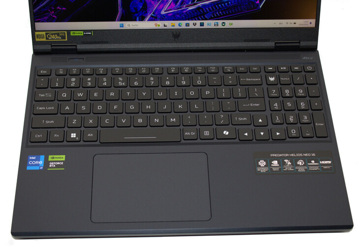 Teclado del Acer Predator Helios Neo 16 - Acer sólo pudo proporcionarnos un modelo que tiene la distribución de teclado en inglés.