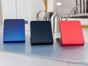 Galaxy Z Flip 7 inferior (fuente de la imagen: Notebookcheck)