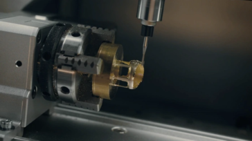 Fresadora de 4 ejes CNC Makera Z1. (Fuente de la imagen: Makera)