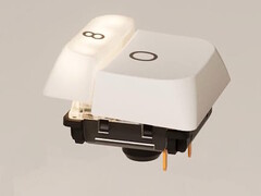 Las teclas de doble acción del teclado de bajo perfil Nics Tek Hesper64(100) permiten a los jugadores activar funciones secundarias rápidamente. (Fuente de la imagen: Nics Tek)