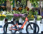La e-bike Momentum Vida E+ ofrece una autonomía total de 55 millas (88,5 km) con una sola carga (Fuente de la imagen: Momentum)