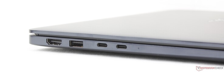 Izquierda: HDMI 2.1, USB-A 3.2 Gen. 1, 2 puertos USB-C Thunderbolt 4 con DisplayPort 2.1 + Power Delivery