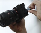 La última incorporación de Sony a su gama de compactas de fotograma completo es la A7C R de 61 MP, dirigida a la fotografía de gama alta. (Fuente de la imagen: Sony)