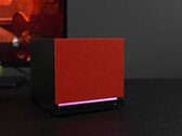 Mini PC Steam Machine con panel frontal rojo e iluminación RGB