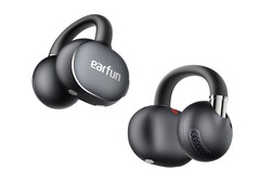 Los auriculares EarFun Clip 2 se enganchan a las orejas para ofrecer traducción automática y reproducción de música con resolución. (Fuente de la imagen: EarFun)