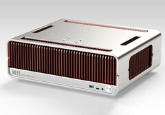 Gracias a un disipador de cobre macizo, esta carcasa no necesita ventilador alguno. (Fuente de la imagen: FanlessVC)