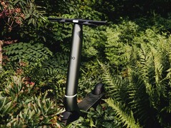 El Bo M es un e-scooter con carcasa de aluminio.