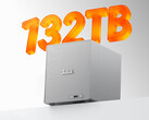 El ME Pro 470 de cuatro bahías tiene un precio inicial de unos 741 dólares en China. En la imagen: una fotografía promocional en la que se destaca la capacidad de almacenamiento nominal.
