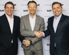 Sellado el acuerdo Sixt-Stellantis: Alexander Sixt (Co-CEO Sixt), Uwe Hochgeschurtz (Director de Operaciones de Stellantis, Europa Ampliada), Konstantin Sixt (Co-CEO Sixt) - de izquierda a derecha.
