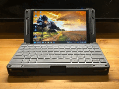 Lenovo Legion Go con una carcasa clamshell impresa en 3D. 