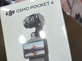El Osmo Pocket 4 también tiene un visor giratorio.