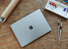 No se prevé que ni el Surface Laptop 6 ni el Surface Pro 10 comiencen a comercializarse hasta el verano. (Fuente de la imagen: Microsoft)