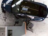 El Modelo Y es el vehículo más seguro elegido para 2024 (Fuente de la imagen: IIHS/YT)